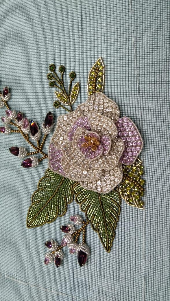 Sarah probablement, broderie à la main avec appliques de fleurs pour robe de mariée, communion, robe de baptême sweet 16