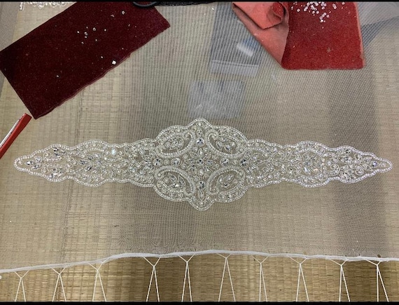 Bridal Belt Custom Made Monique Lhuillier 2024 Inspo Hand  display picture 1