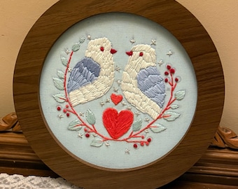 Two Turtle doves hand embroidery composition