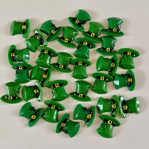 30 pcs St. Patrick&#39;s Day Green Leprechaun Hat Resin Charms Cabochon Flatback