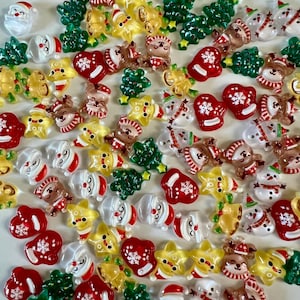 50 pcs Christmas Mixed Santa Tree Reindeer Snowman Mittens Star Charms Slime Cabochon Flatback Hair Bow Scrapbook