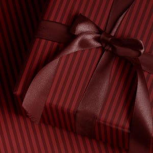 Rotolo di carta da regalo a strisce rosse Carta da regalo Carta da regalo per matrimonio Stampa Carta da regalo elegante Carta da regalo per San Valentino Carta da regalo di Natale per lei