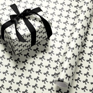 Chic Gift Wrap Elegant Wrapping Paper Classic Bow Gift Wrap Black and White Feminine Wrapping Paper Photoshoot Prop Gift Wrap for Wedding
