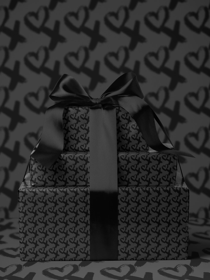 Love Wrapping Paper XOXO Gift Wrap for Special Occasion Wrapping Paper Galentine Day Gift for Valentines Day Gift for Her Date Night Gift