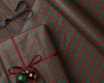 Christmas Present Wrapping Paper Red and Green Paper Holiday Gift Wrap Diamond Pattern Classic Wrapping Paper Roll Elegant Gift Wrap Argyle