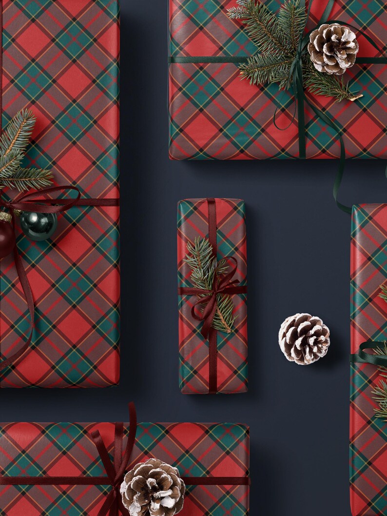 Christmas Plaid Wrapping Paper Nostalgic Christmas Gift Wrap Red and Green Paper Festive Decor Holiday Wrapping Paper Christmas Party Gift