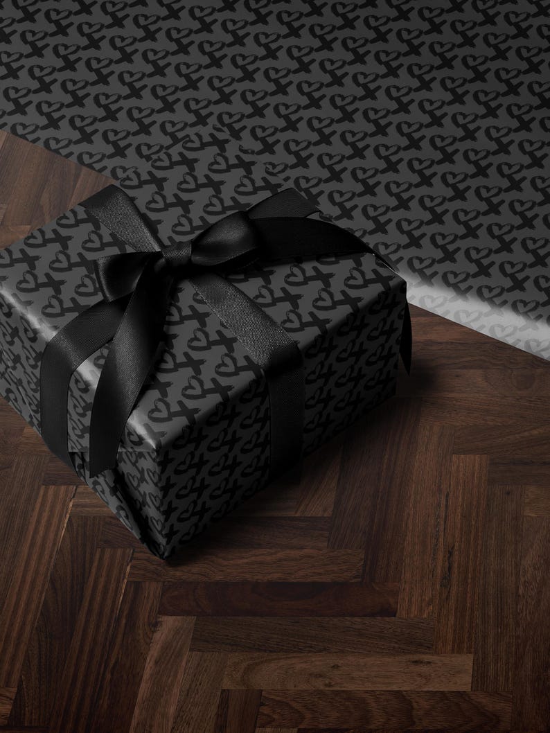 Love Wrapping Paper XOXO Gift Wrap for Special Occasion Wrapping Paper Galentine Day Gift for Valentines Day Gift for Her Date Night Gift