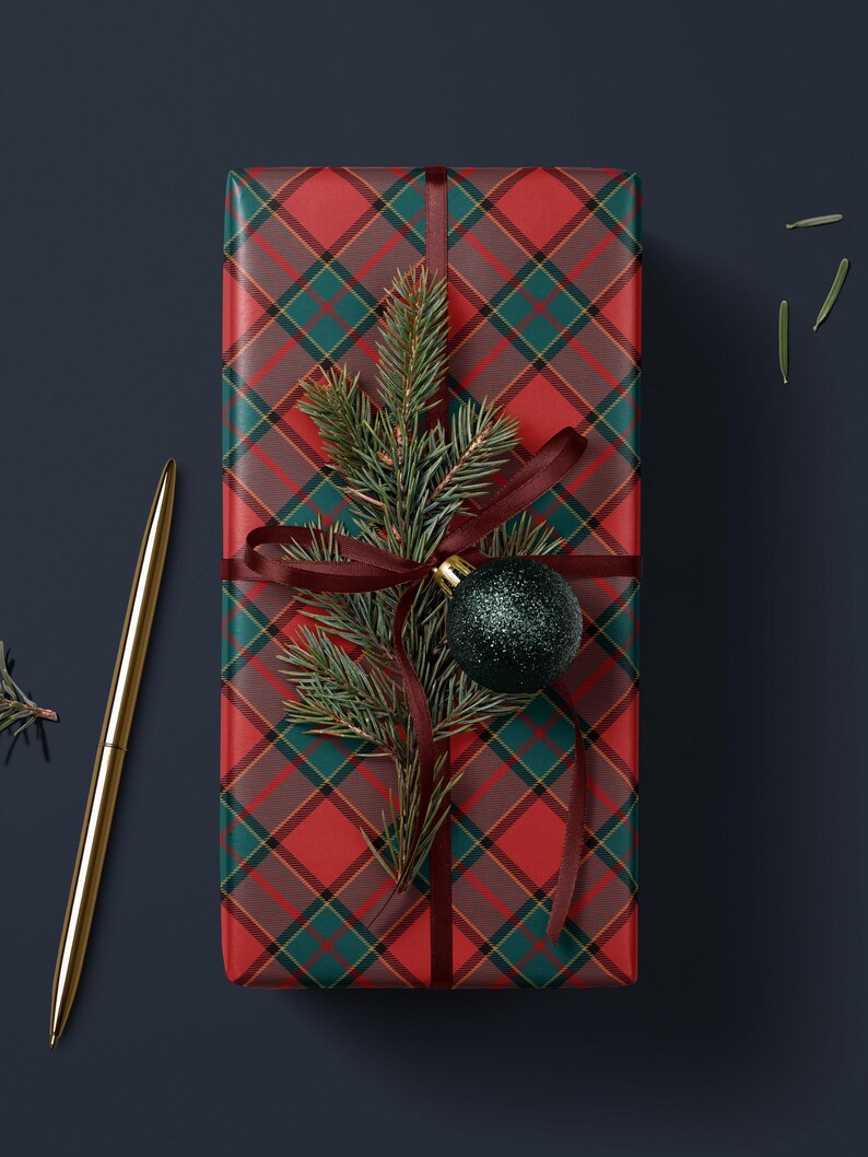 Christmas Plaid Wrapping Paper Nostalgic Christmas Gift Wrap Red and Green Paper Festive Decor Holiday Wrapping Paper Christmas Party Gift