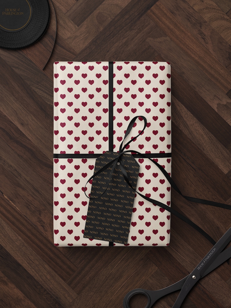 Heart Wrapping Paper Valentine Gift Wrap Love Gift Wrap Cute Gift Wrap Classic Gift Wrap Vintage Wrapping Paper for Gift for Her