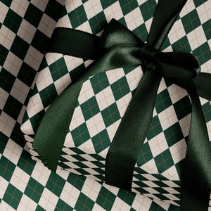 Carta da regalo per le feste Carta da regalo di Natale verde Carta da regalo tradizionale Carta da regalo natalizia Rotolo di carta da regalo nostalgica Design a scacchi