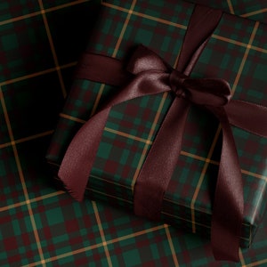 Traditional Christmas Plaid Wrapping Paper Holiday Gift Wrap Tartan Gift Wrap Green Christmas Gift Wrap Christmas Wrapping Paper Plaid