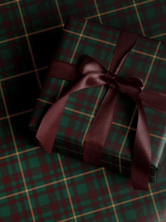 Traditional Christmas Plaid Wrapping Paper Holiday Gift Wrap Tartan Gift Wrap Green Christmas Gift Wrap Christmas Wrapping Paper Plaid