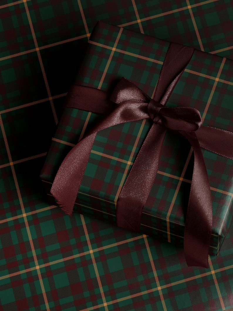 Traditional Christmas Plaid Wrapping Paper Holiday Gift Wrap Tartan Gift Wrap Green Christmas Gift Wrap Christmas Wrapping Paper Plaid