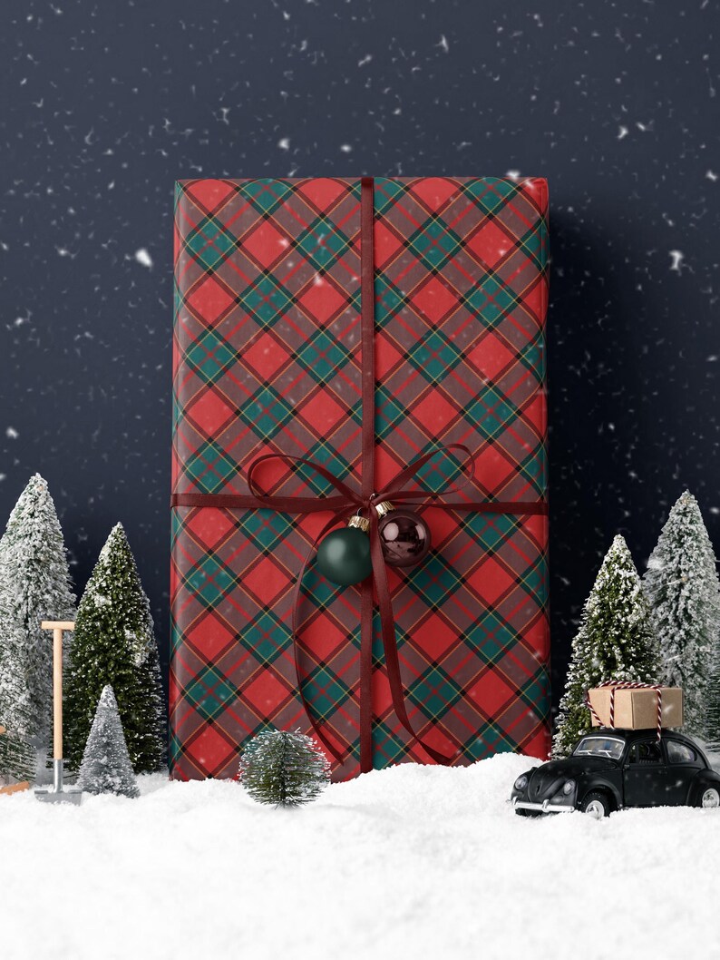 Christmas Plaid Wrapping Paper Nostalgic Christmas Gift Wrap Red and Green Paper Festive Decor Holiday Wrapping Paper Christmas Party Gift