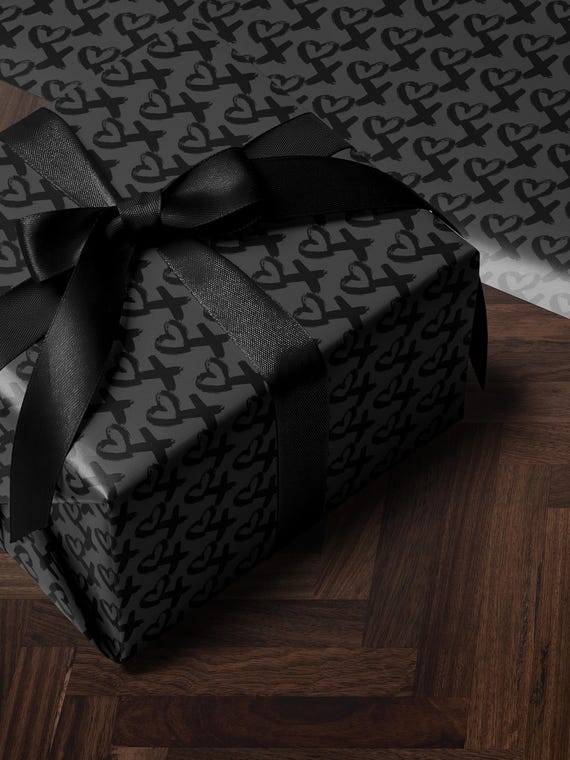 Love Wrapping Paper XOXO Gift Wrap for Special Occasion Wrapping Paper Galentine Day Gift for Valentines Day Gift for Her Date Night Gift