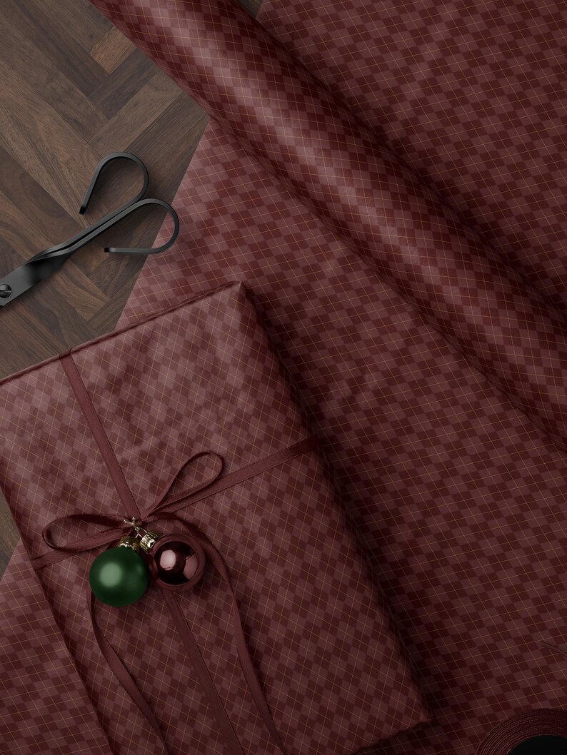 Red Diamond Gift Wrap Mom Traditional Gift Wrap Christmas Wrapping Paper Roll Classic Wrapping Paper Red Argyle Paper Elegant Gift Wrap