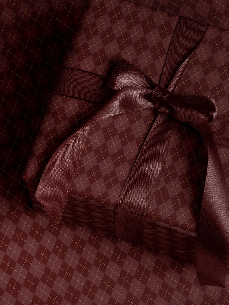 Red Diamond Gift Wrap Mom Traditional Gift Wrap Christmas Wrapping Paper Roll Classic Wrapping Paper Red Argyle Paper Elegant Gift Wrap