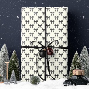 Chic Gift Wrap Elegant Wrapping Paper Classic Bow Gift Wrap Black and White Feminine Wrapping Paper Photoshoot Prop Gift Wrap for Wedding