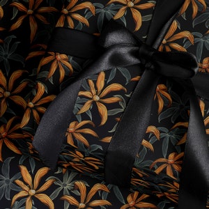 Moody Floral Print Wrapping Paper Birthday Gift Package for Her Elegant Gift Wrap Wedding Packaging Paper Tropical Party Decor Moody Flower