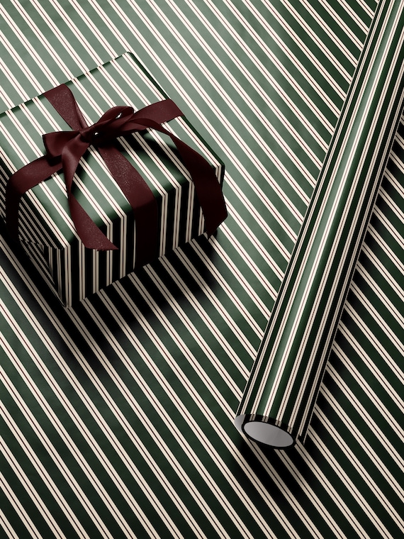 Vintage Christmas Wrapping Paper Holiday Gift Wrap Elegant Christmas Gift Wrap Seasonal Gift Wrap Classic Christmas Wrapping Paper Green