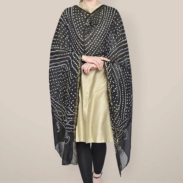 Handgemachte schwarze Seide Bandhani Dupatta: Rajasthani Tie Dye Schal