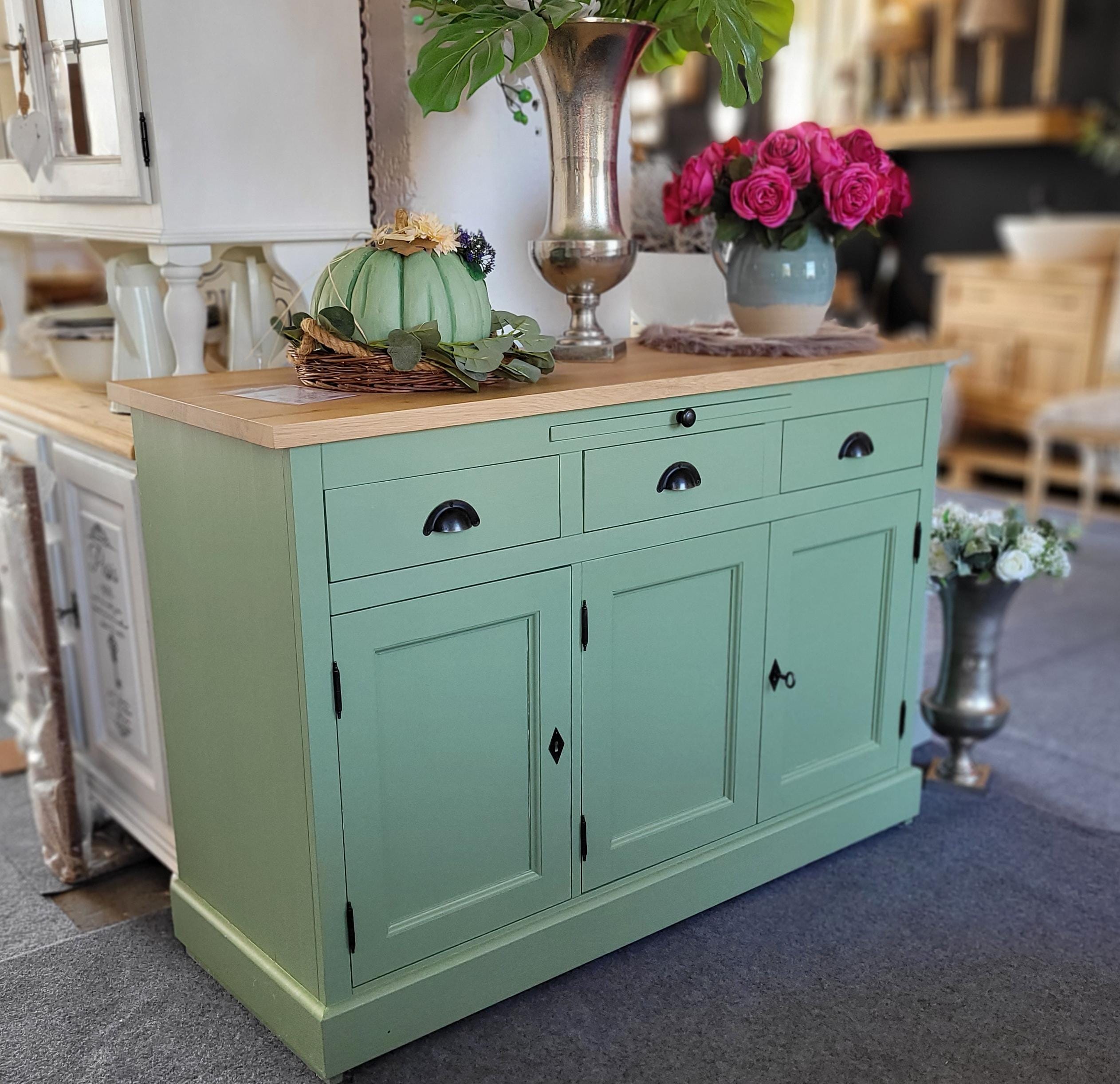 Buffet and sideboards