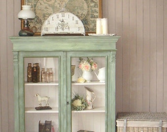 Display case cabinet shabby-green