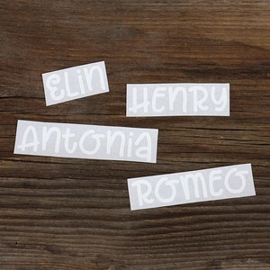 personalisierbare Vinyl Sticker/Aufkleber (Schrift 68)