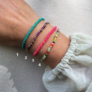 Perlenarmband, bunt, einfarbig, elastisch, minimalistisch Bild 5