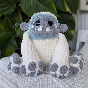 Arcticus the Abominable crochet pattern | amigurumi pattern | yeti | abominable snowman
