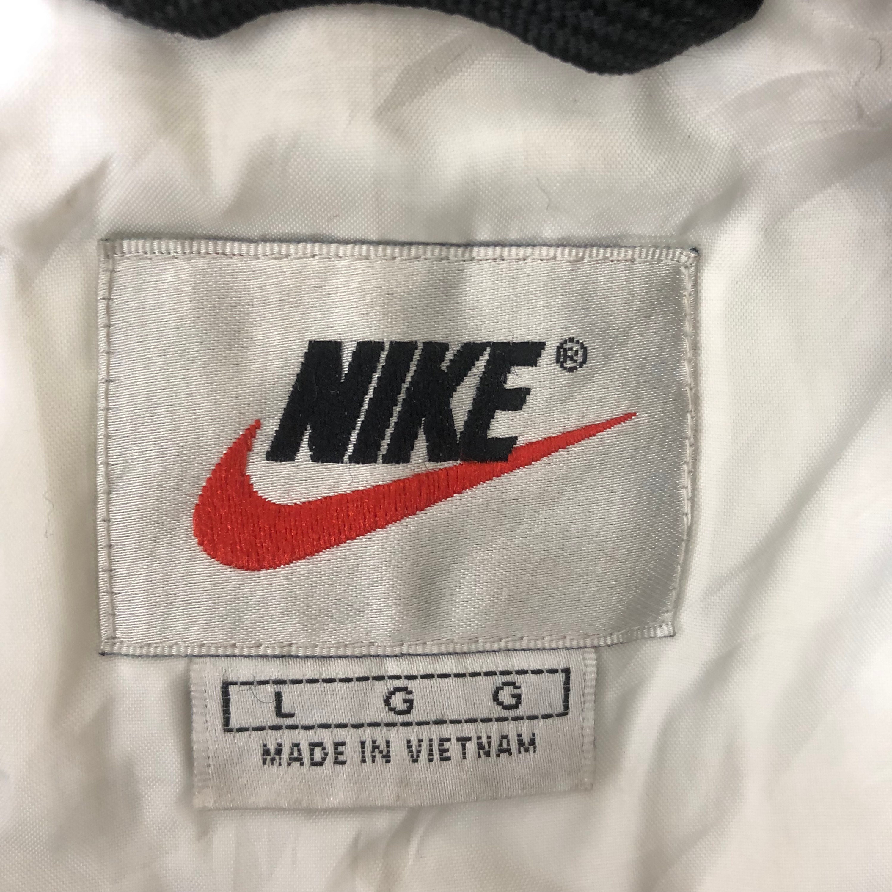 VintageDailyFind Vintage 90s Nike Swoosh Sportswear Long Jacket Raincoat