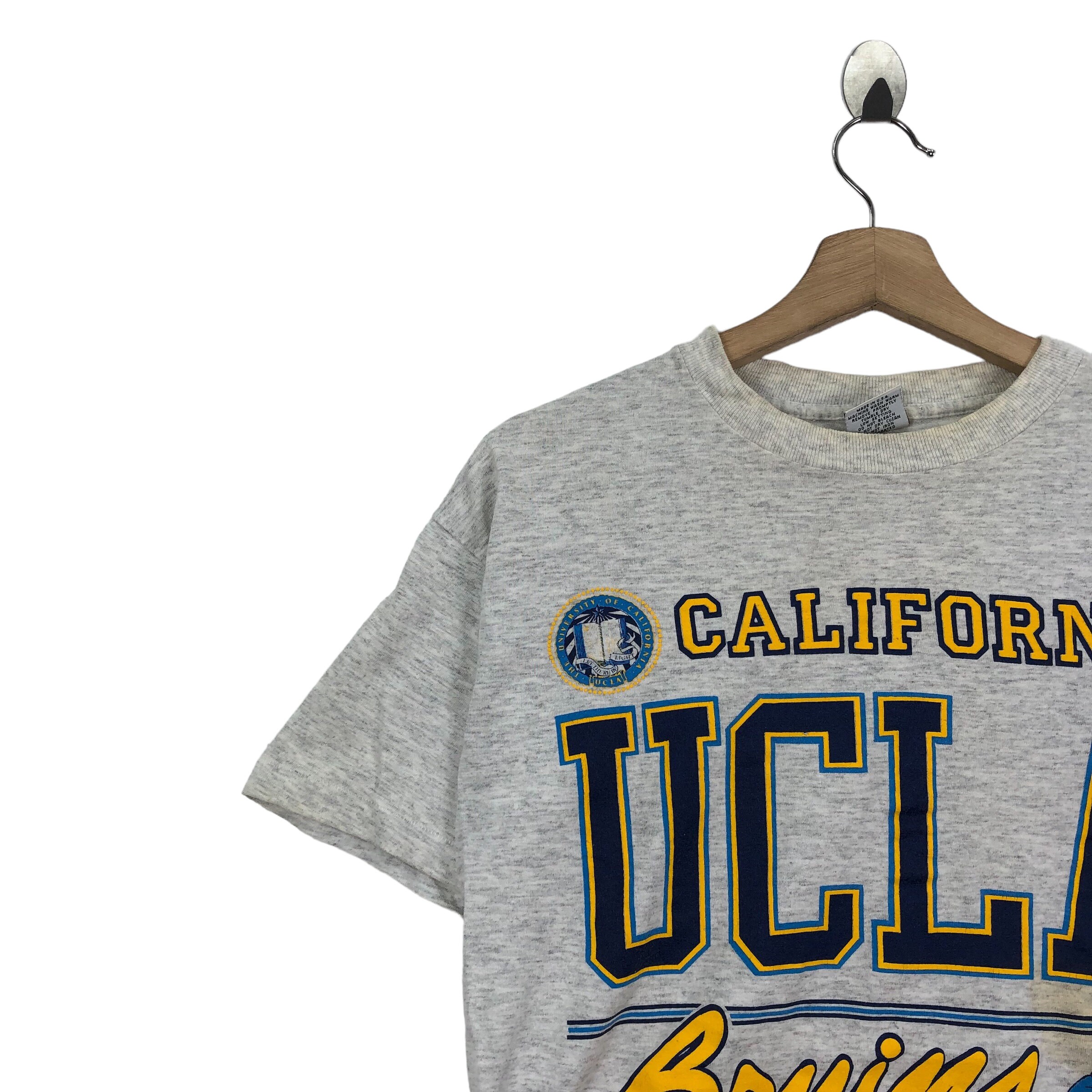 UCLA Tシャツ　サイズL BRUINS USA製　ヴィンテージ　90s 古着 90s UCLA Bruins Distressed T Shirt - Men's | Flying Apple
