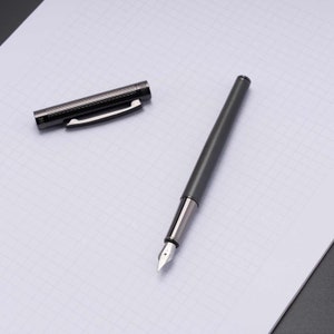 HÖRNER Levio - Hochwertiger Füllfederhalter mit Gravur inkl. Konverter I Edle Geschenkbox I Luxus Design I Edel Feder „Made in Germany“