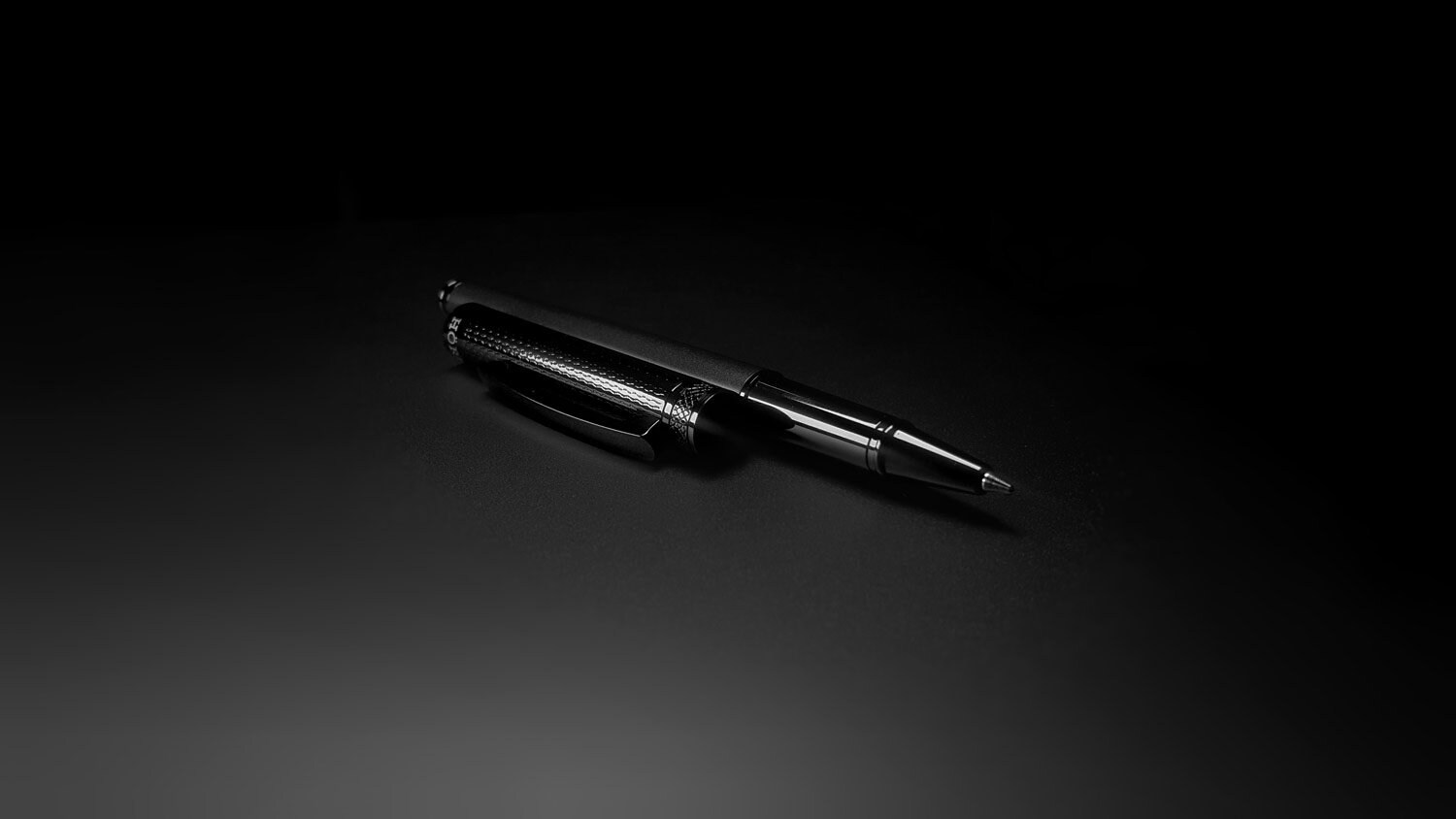 616085_7