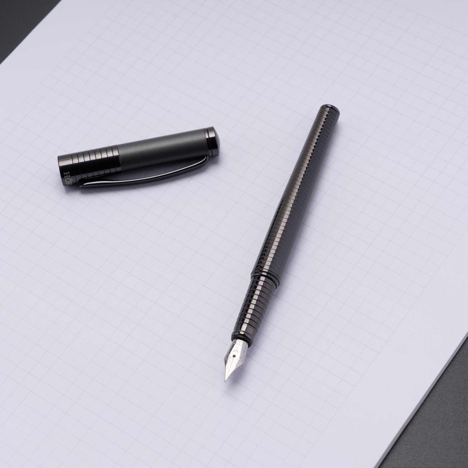 BST J800 Detecteerbare drukpen Blauw Schrijfkleur Zwart 25 Stuks BST J800 Detecteerbare drukpen Blauw Schrijfkleur Zwart 25 Stuks