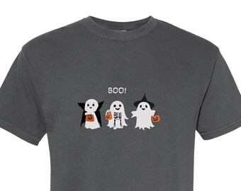 かわいい幽霊のハロウィンコスチューム、幽霊Tシャツ、ドラキュラ幽霊、魔女幽霊、骸骨幽霊、コンフォートカラーズTシャツ