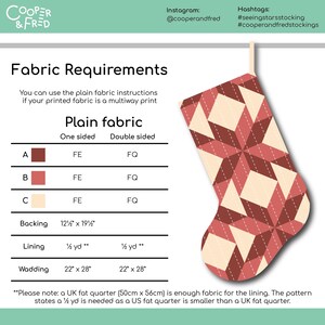 以下が含まれることがあります： 赤、クリーム、茶色の幾何学模様のクリスマスストッキング。生地の要件が記載されており、裏地は31.75cm x 49.5cm、詰め物は56cm x 71cmです。「Fabric Requirements」と「COOPER & FRED」の文字が含まれています。