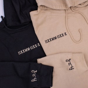 Bestickter Pärchen Pullover Hoodie Sweatshirt / Jahrestag römisches Datum / personalisiertes Geschenk / Initialen / Verlobung / Geburtstag Bild 1