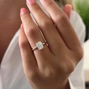 1.26 Carat Cushion shape Engagement ring