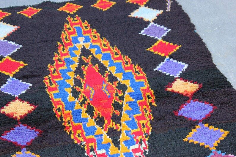 Schwarzer Teppich Marokkanischer bunter Teppich, marokkanischer schwarzer Läufer, handgefertigter Teppich, schwarzes Design und lebendige Farben, perfekter Akzent für jeden Raum Bild 6