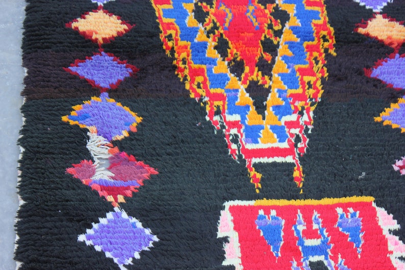 Schwarzer Teppich Marokkanischer bunter Teppich, marokkanischer schwarzer Läufer, handgefertigter Teppich, schwarzes Design und lebendige Farben, perfekter Akzent für jeden Raum Bild 8