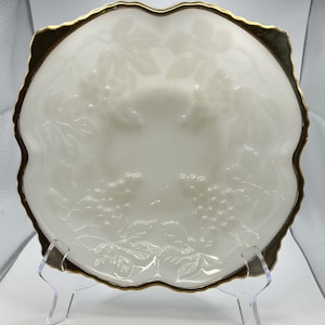 Anchor Hocking Fire King Vintage Milk Glass Fruit Bowl