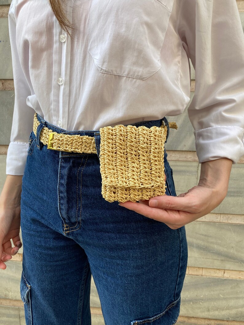 Grace Belt Bag in Straw