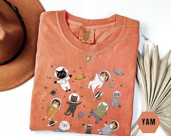 Space Cat Comfort Colors T-Shirt: Vintage Astronaut Cat Tee