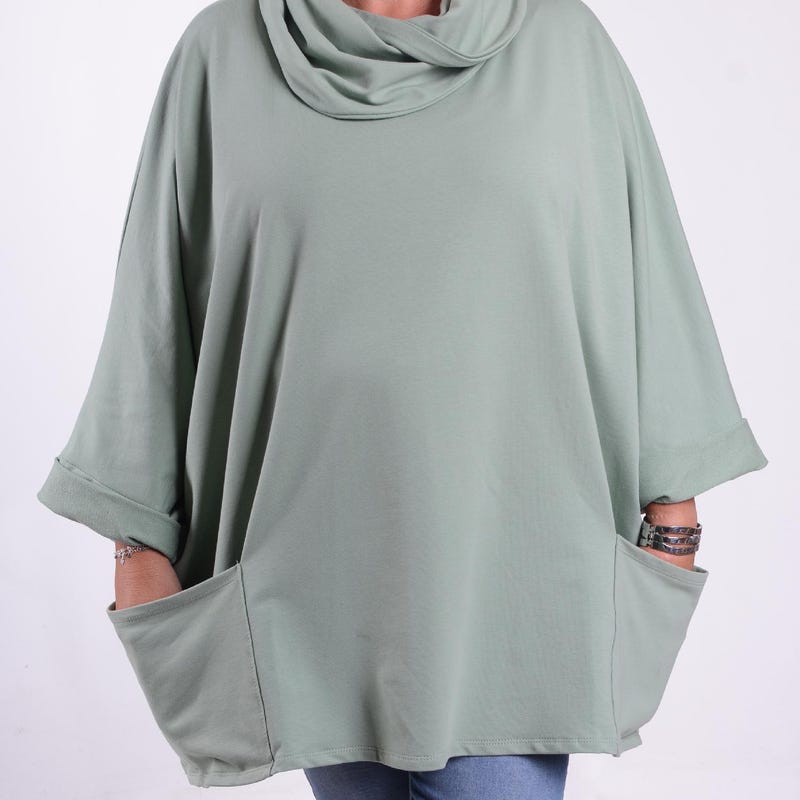 Cowl neck 3/4 sleeve tunic