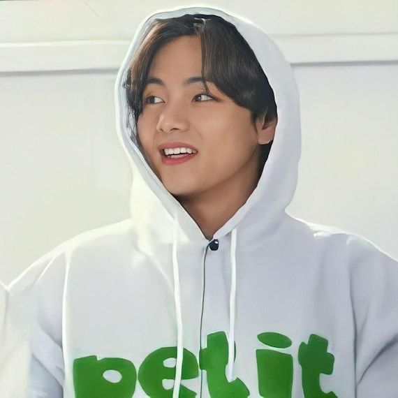 Limited Stock – BTS V Taehyung “pet It” Hoodie K-pop ARMY White