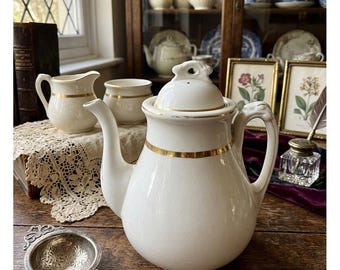 1891 Antique Alfred Meakin Royal Ironstone China Teapot Gold Band England White