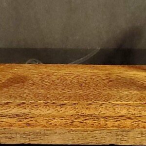 Vintage wood holder, excellent condition from the 1990’s