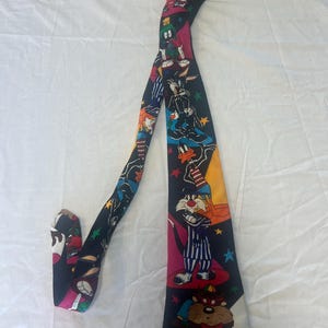 Vintage Looney Tuned Mania Necktie 1993