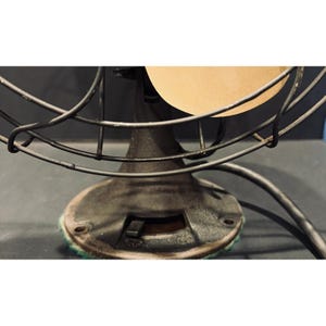 Vintage Emerson Electric Desk Fan Brass Blades Black Cage Cast Iron Base 4 Blade 画像 4